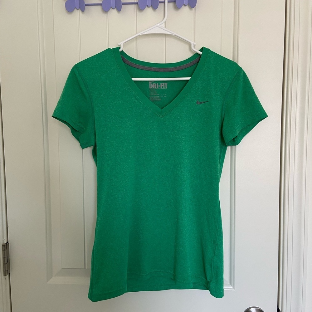 Nike women’s dri-fit active‎ v-neck tshirt — small
